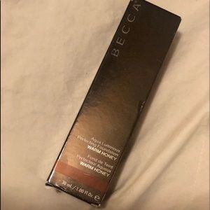 NIB BECCA FOUNDATION